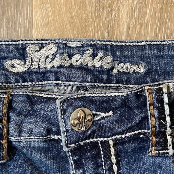 MISS CHIC JEANS Medium Wash Embroidered Bootcut 9 - Picture 4 of 9